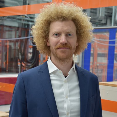 Porträtaufnahme Dr.-Ing. Stefan Schmitt