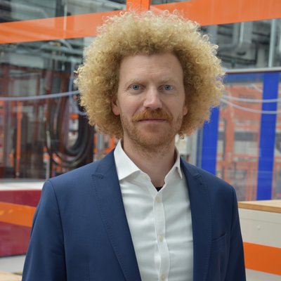 Porträtaufnahme Dr.-Ing. Stefan Schmitt