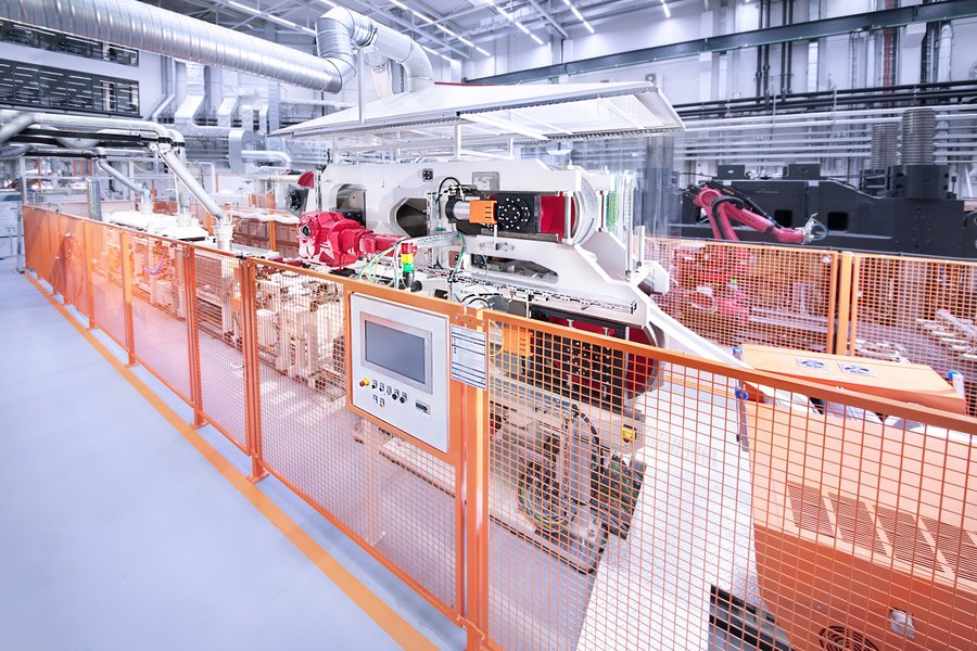 Kalander-Direktimprägnieranlage im OHLF-Technikum.